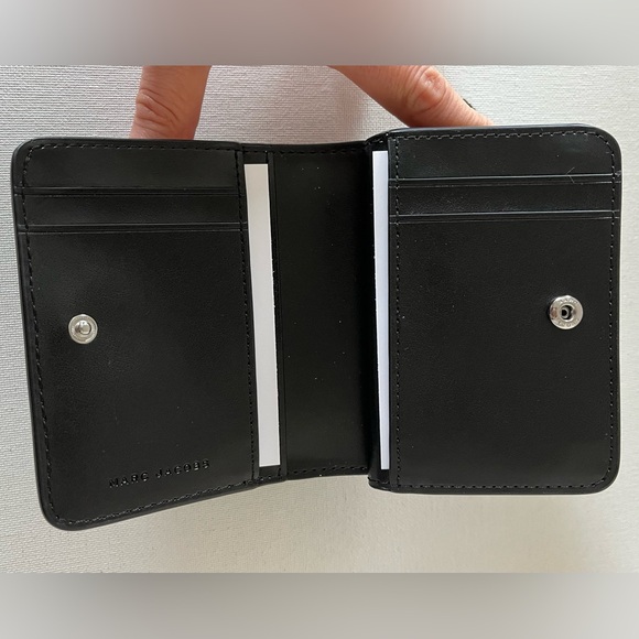 New Marc Jacobs Compact Bifold Wallet Leather Grey/black Multi - Picture 5 of 6